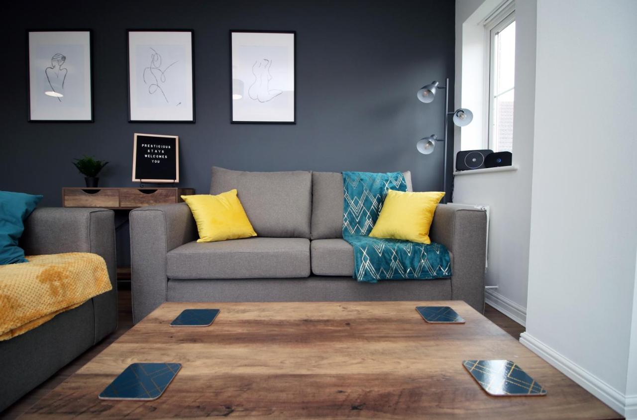 Delft - Spacious Home, High Speed Wi-Fi, Free Parking, Terrace Swindon Exterior foto